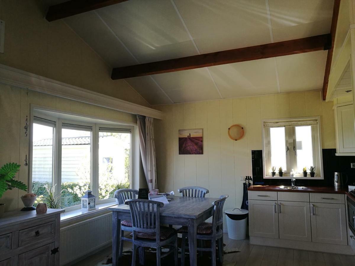 Chalet Stalland Sint Annaland Exteriör bild