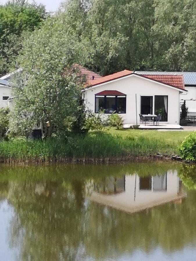 Chalet Stalland Sint Annaland Exteriör bild
